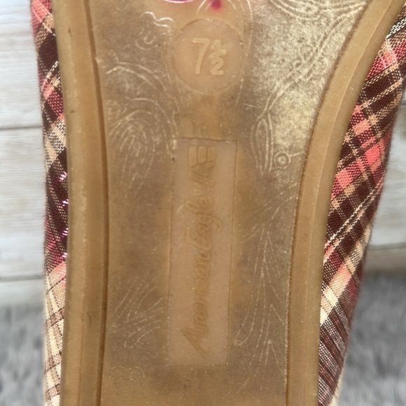 American Eagle Plaid Flats - Picture 7 of 10